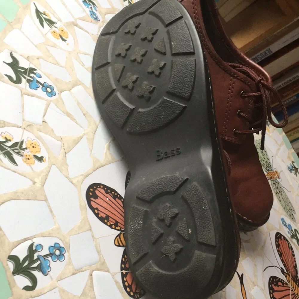 Bass leather shoes